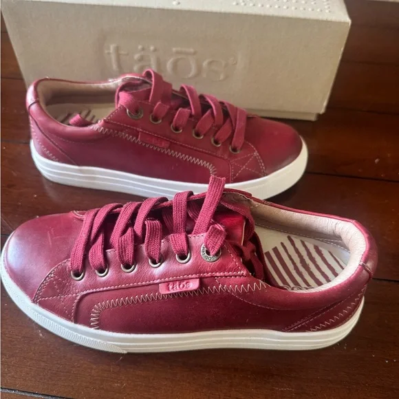 Taos Plim Soul Lux PLX-13994A Women's US 6.5 Red Leather Athletic Sneaker Shoes - Picture 5 of 9